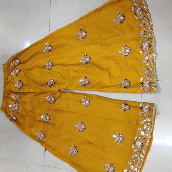 Yellow Indian 3PC Embroidered Sharara Set, Palazzo Set Size XL + Sequin Kurta - Picture 5 of 7